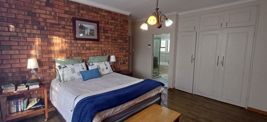 To Let 5 Bedroom Property for Rent in La Provance Free State